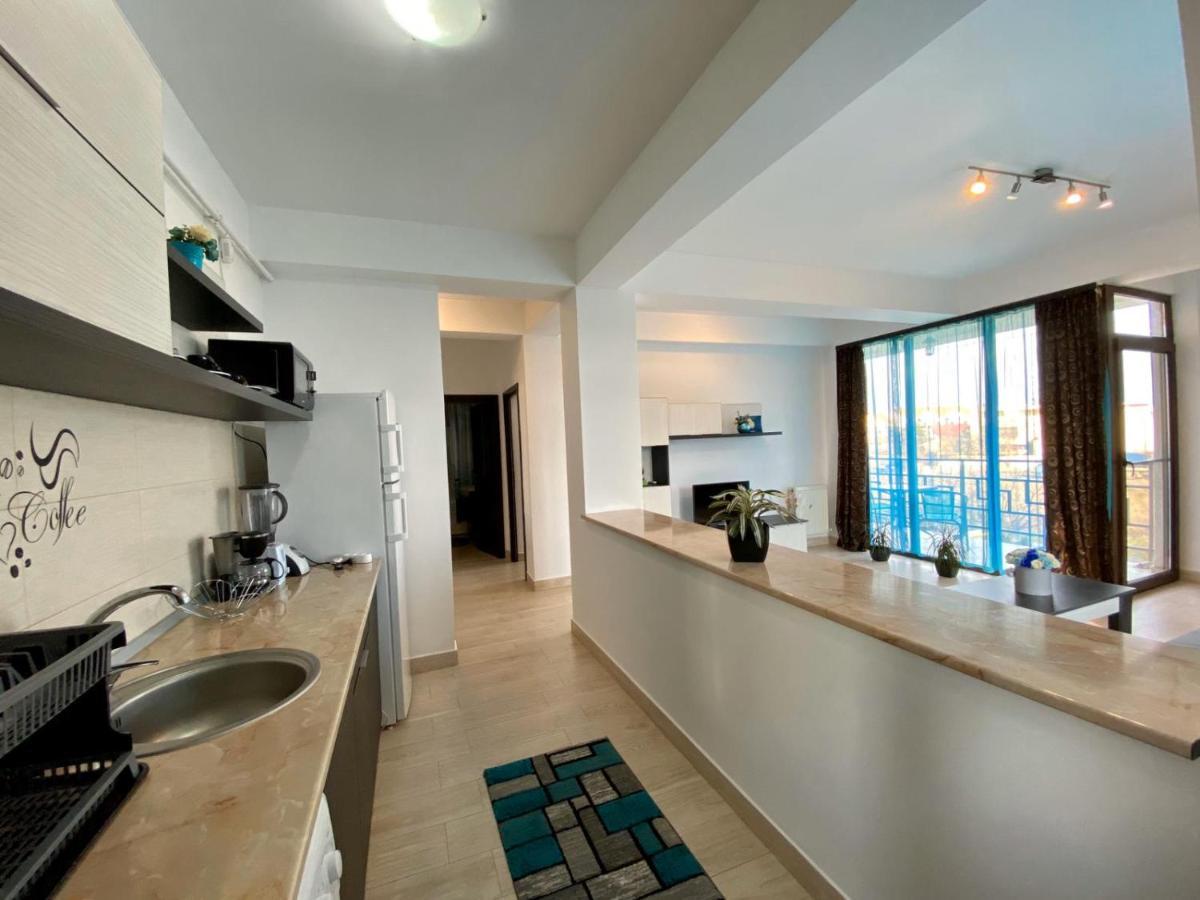 Apartament Ella T2 Apartment Navodari Bagian luar foto