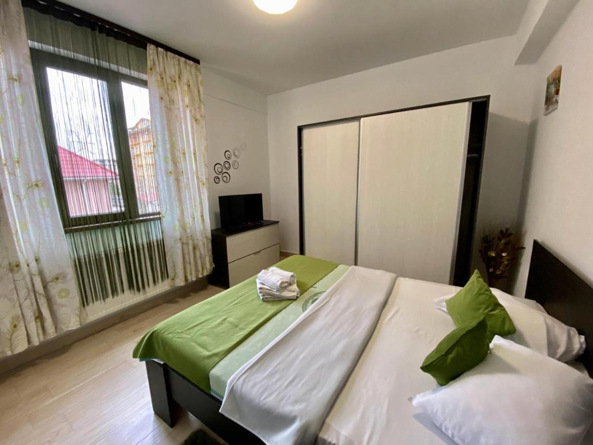 Apartament Ella T2 Apartment Navodari Bagian luar foto