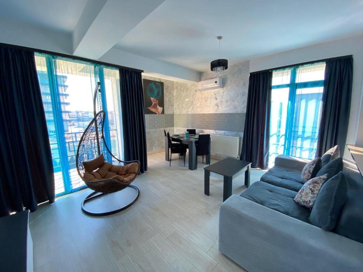 Apartament Ella T2 Apartment Navodari Bagian luar foto