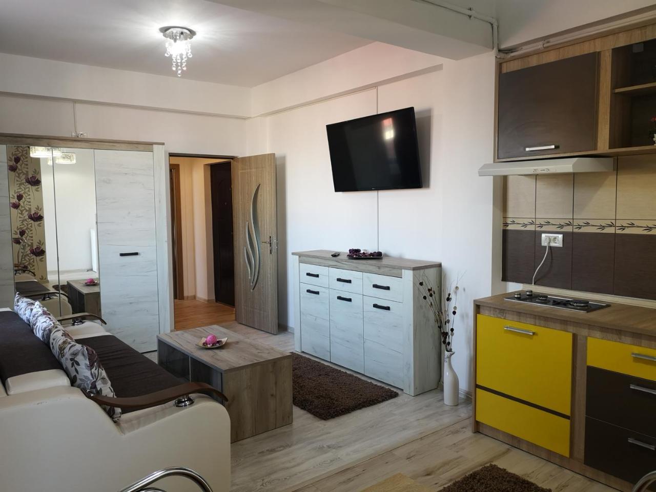 Apartament Ella T2 Apartment Navodari Bagian luar foto