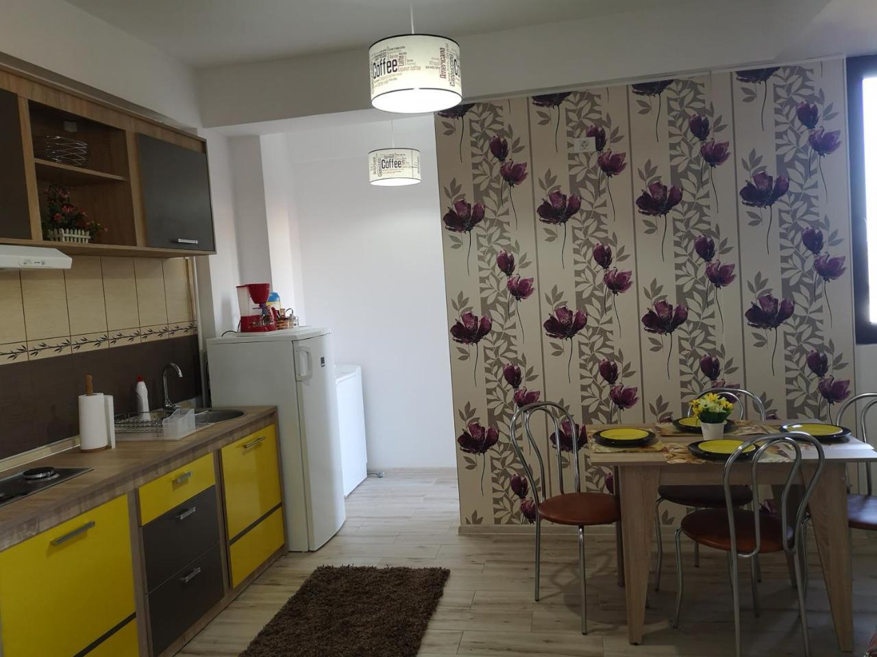 Apartament Ella T2 Apartment Navodari Bagian luar foto
